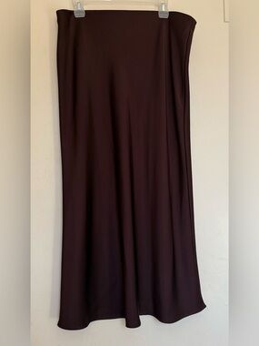 Satin Skirt in Deep Brown With Plum Tone